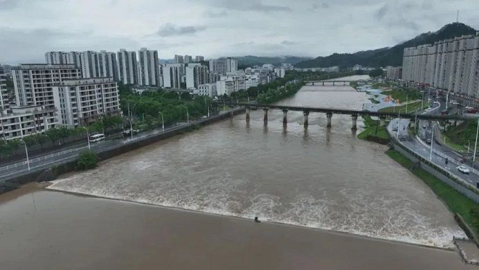 振州电容 携手同心 抗洪救灾